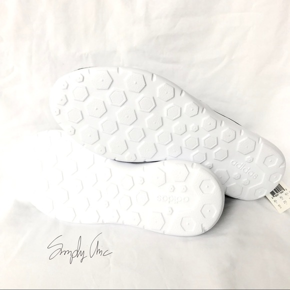 New Adidas Cloudfoam light slip on sneakers - Picture 5 of 5